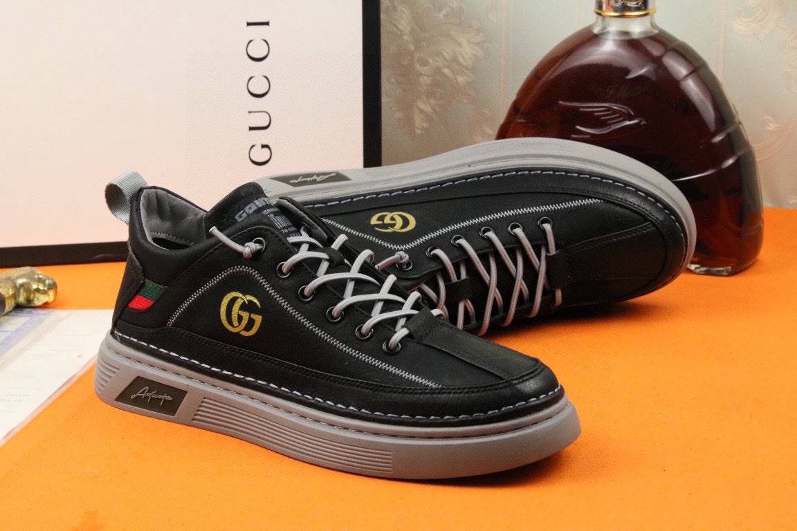 Gvc*1 Men’s Sneakers With Logo GG Gold Web Black For Men