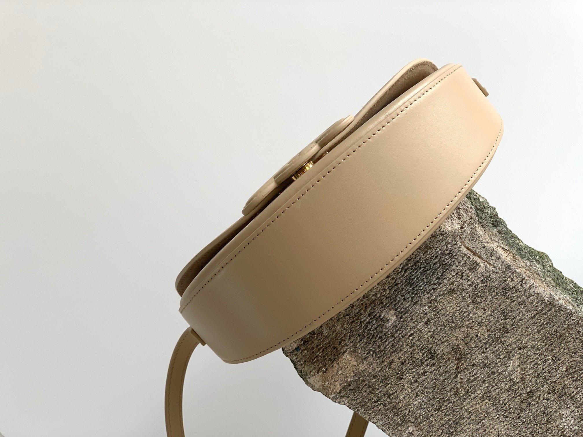 Ce1i*e Besace Cuir Triomphe Bag Nude For Women 9in/23cm 111233DU3.03ND