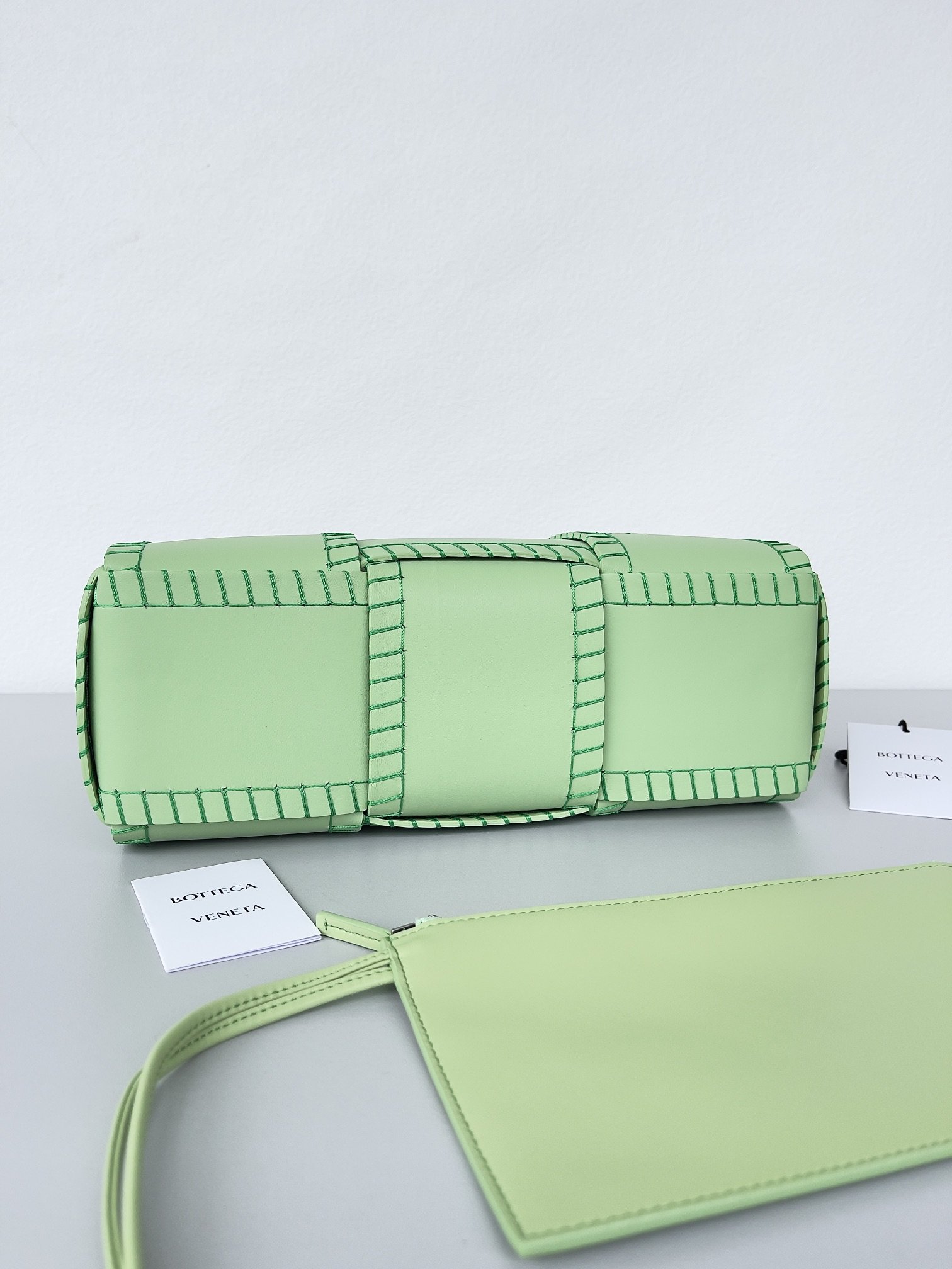 B0tt*ga Ven*ta Small Arco Tote Bag Cream , For Women, Women’s Bags 11.8in/30cm