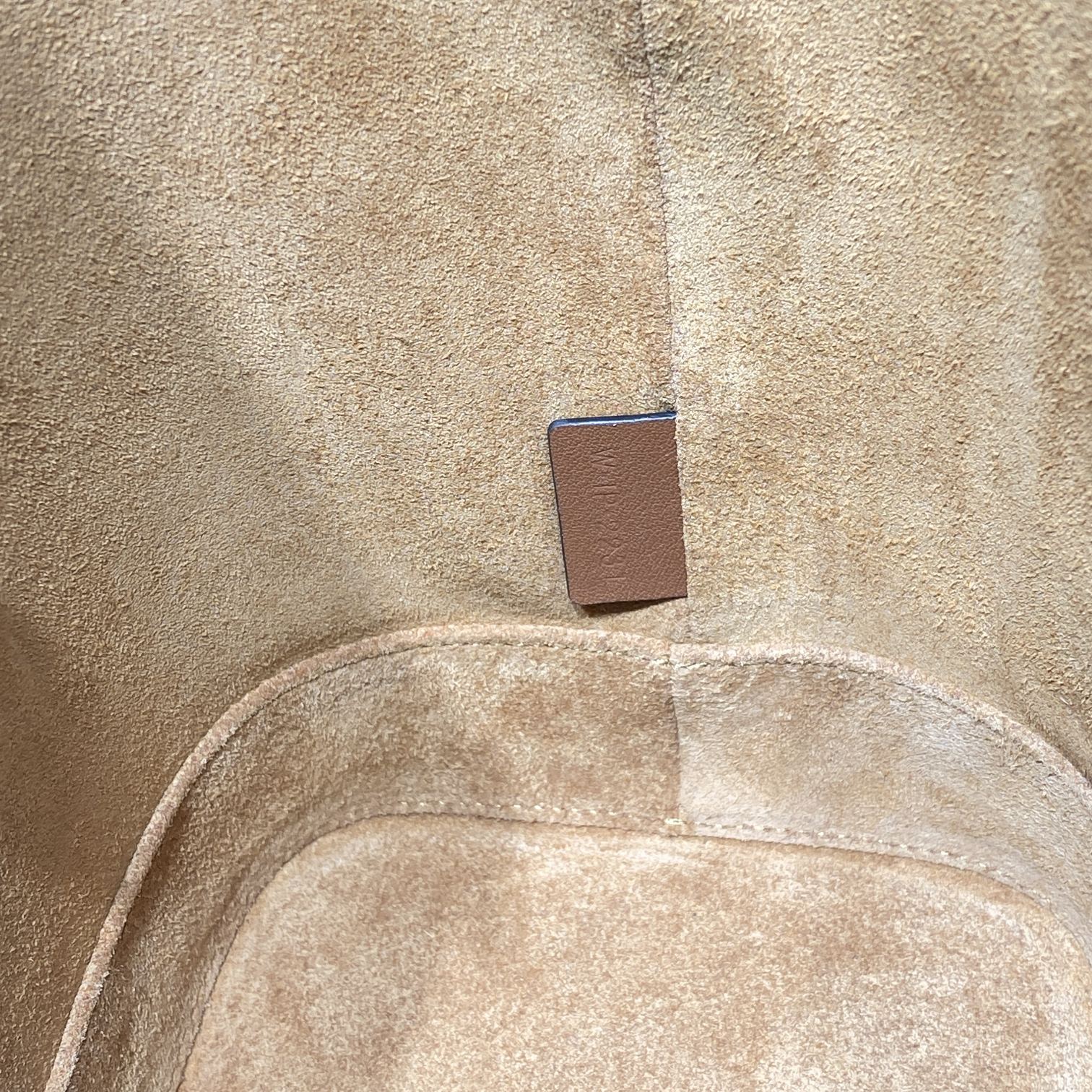 Ce1i*e Small Bucket Cuir Triomphe Brown For Women 9in/22cm 198243DU3.04LU