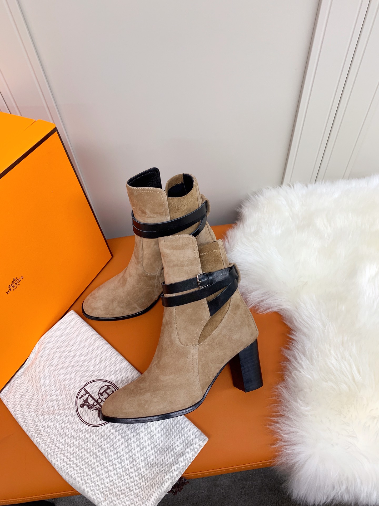 H**me5 Frenchie 70 Ankle Boots Beige For Women 2.8in/7cm.