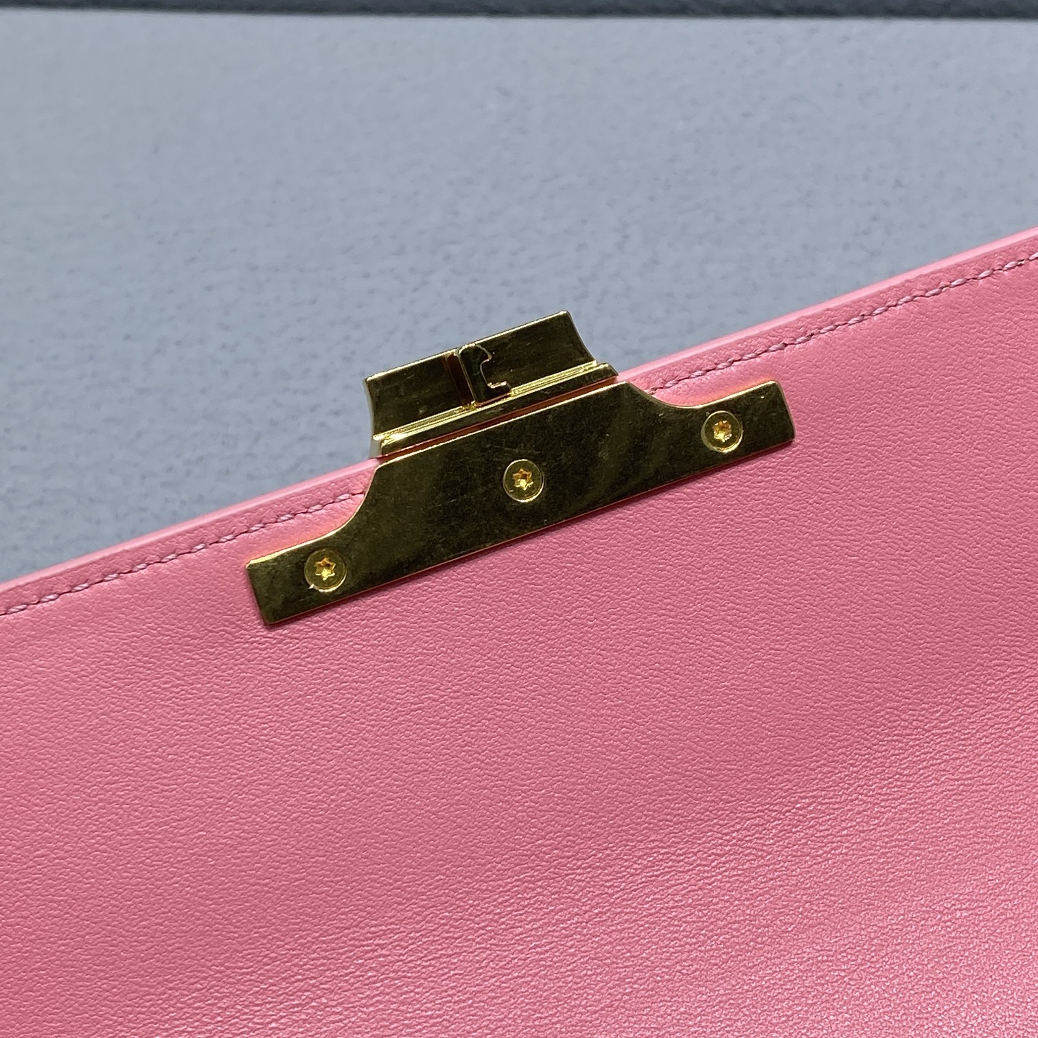 Ce1i*e Chain Shoulder Bag Triomphe Pink For Women 8in/20.5cm