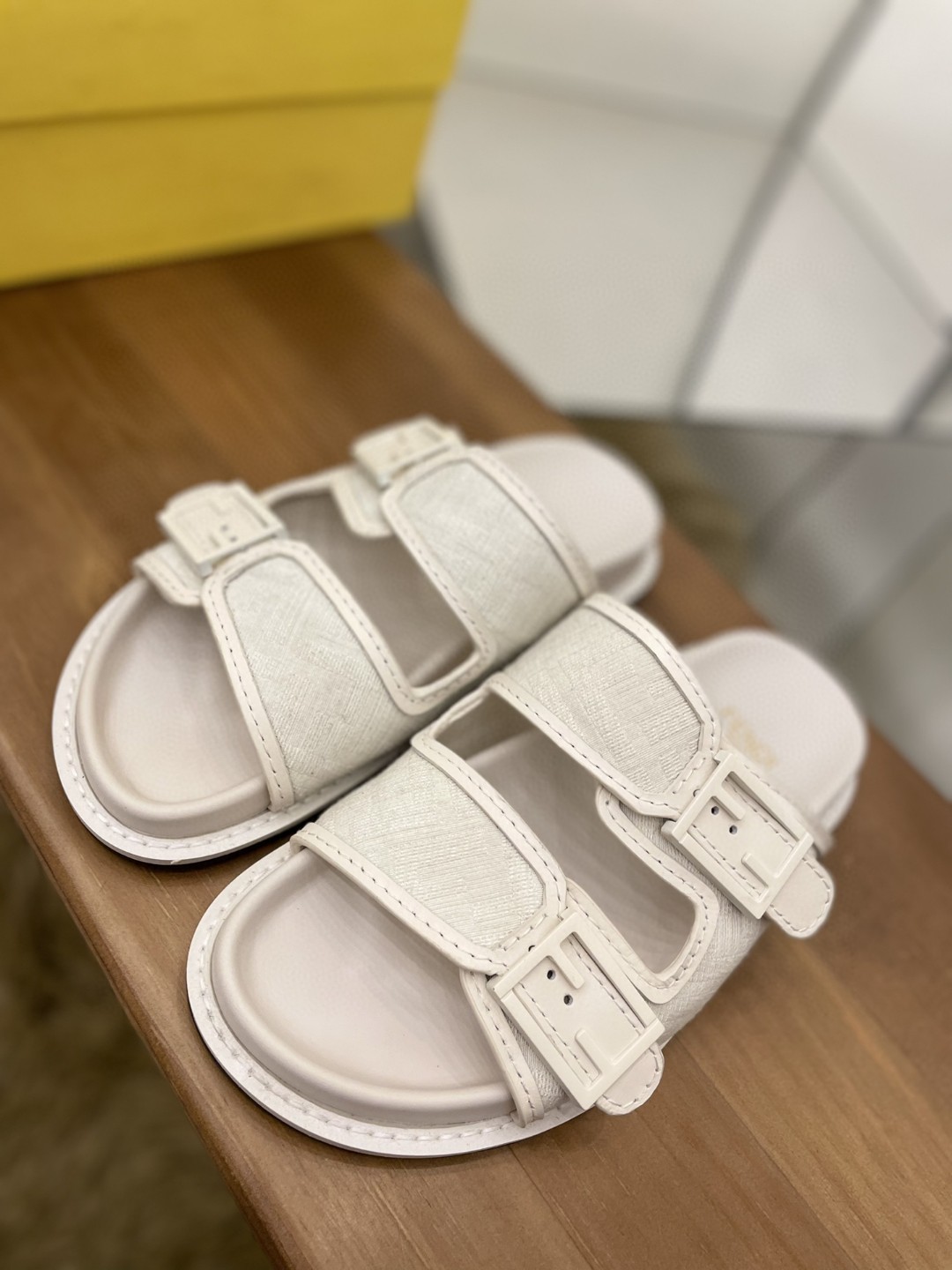 F**di Feel Slides White For Women