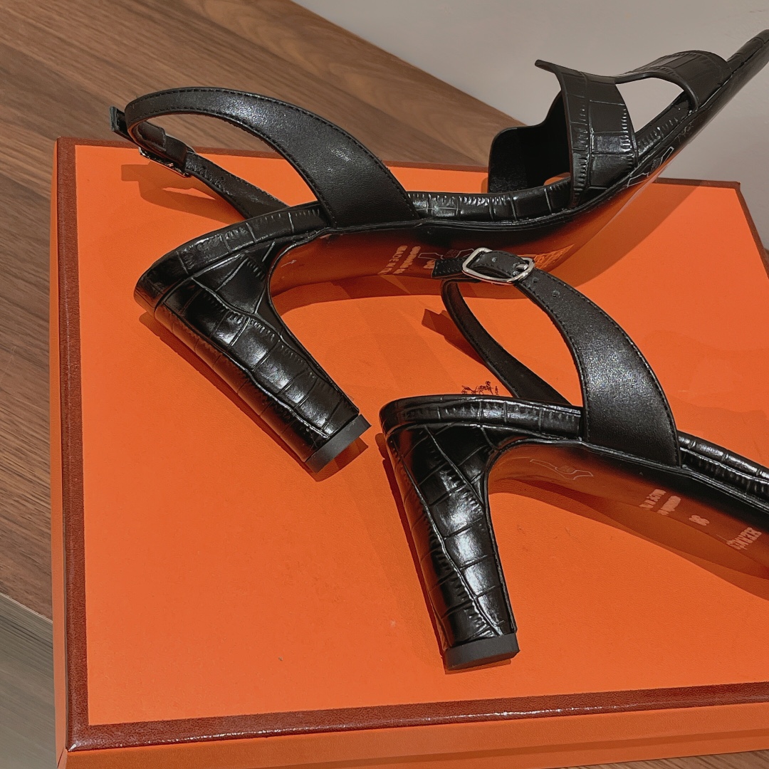 H**me5 Eternite Sandal Black For Women 2.7in/7cm