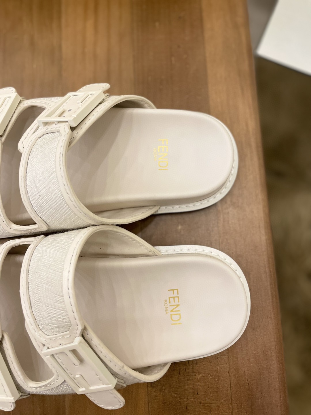 F**di Feel Slides White For Women