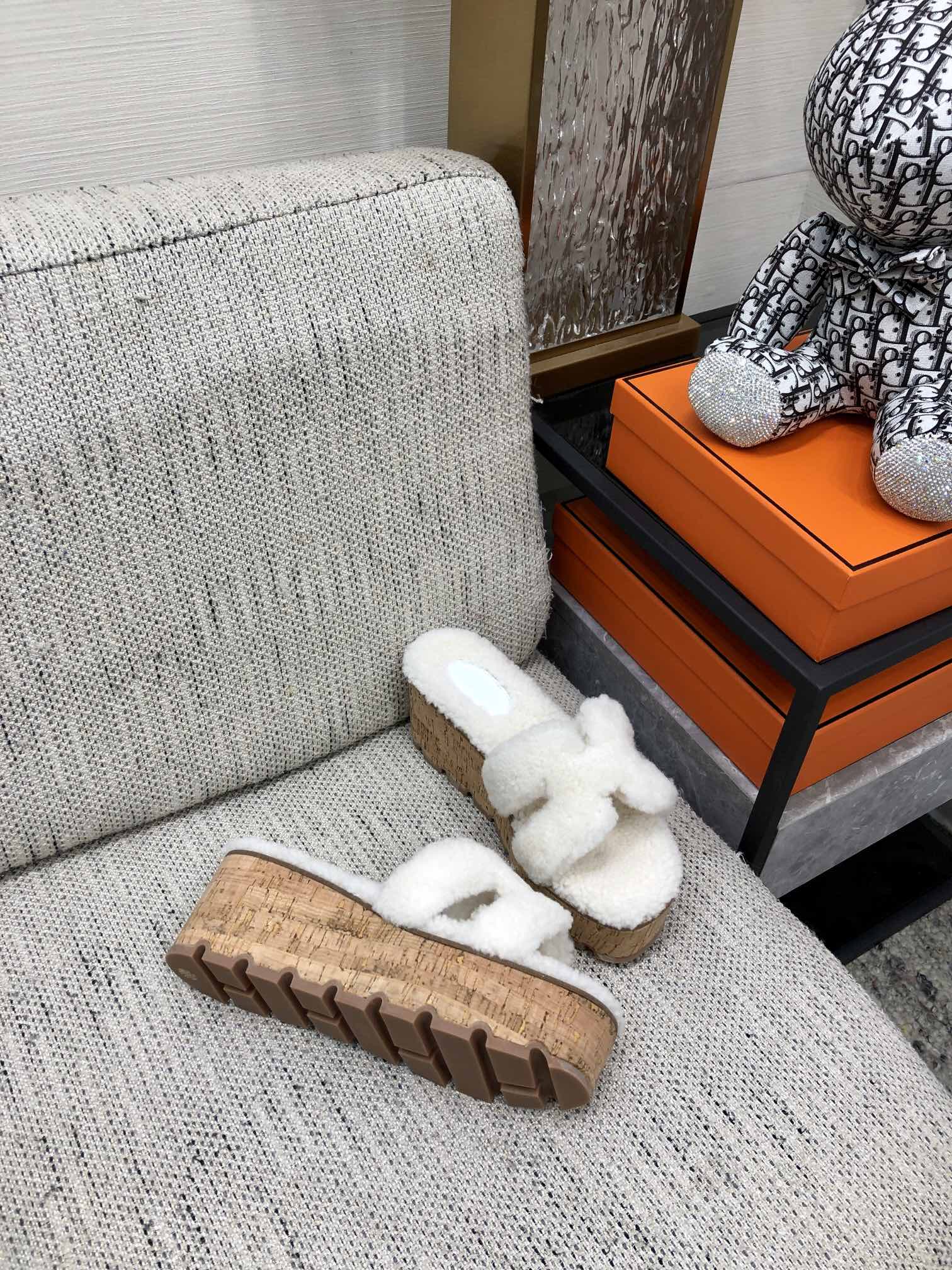 H**me5 Figari Sandal White For Women