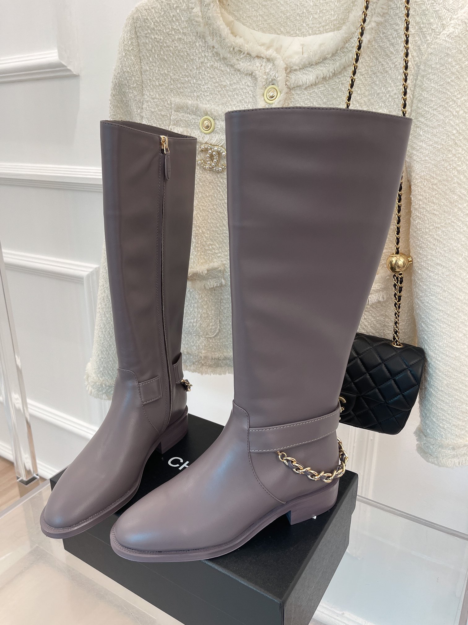 Ch**el Women’s Ankle Boots With Chain Light Violet For Women 1.5in/4cm